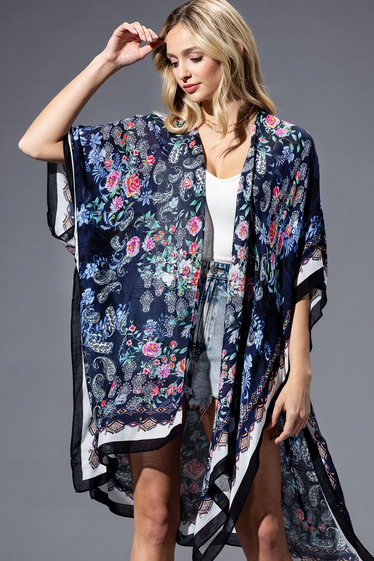 Rose Paisley Kimono by Urbanista