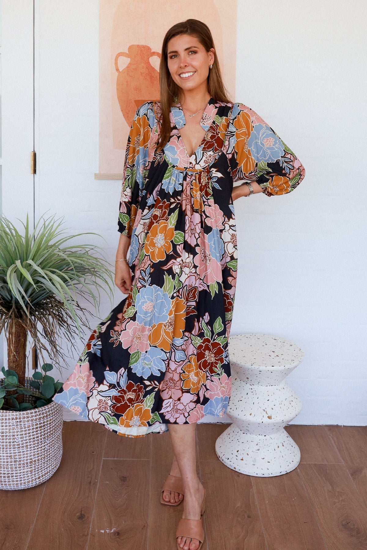 Anya V-neck Boho midi Dress