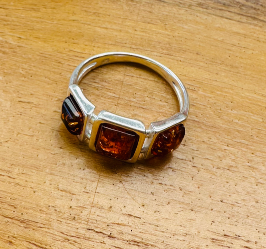 Sterling Silver & Amber Triple Stone Ring Size 9