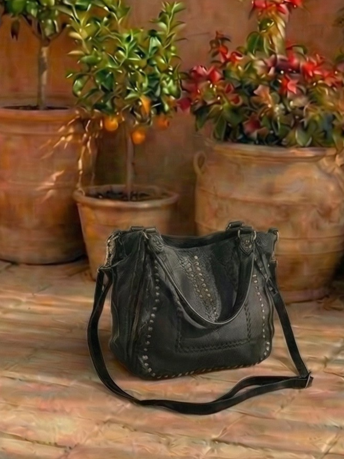 Mila Leather Tote Black, Misty Rose, Camel